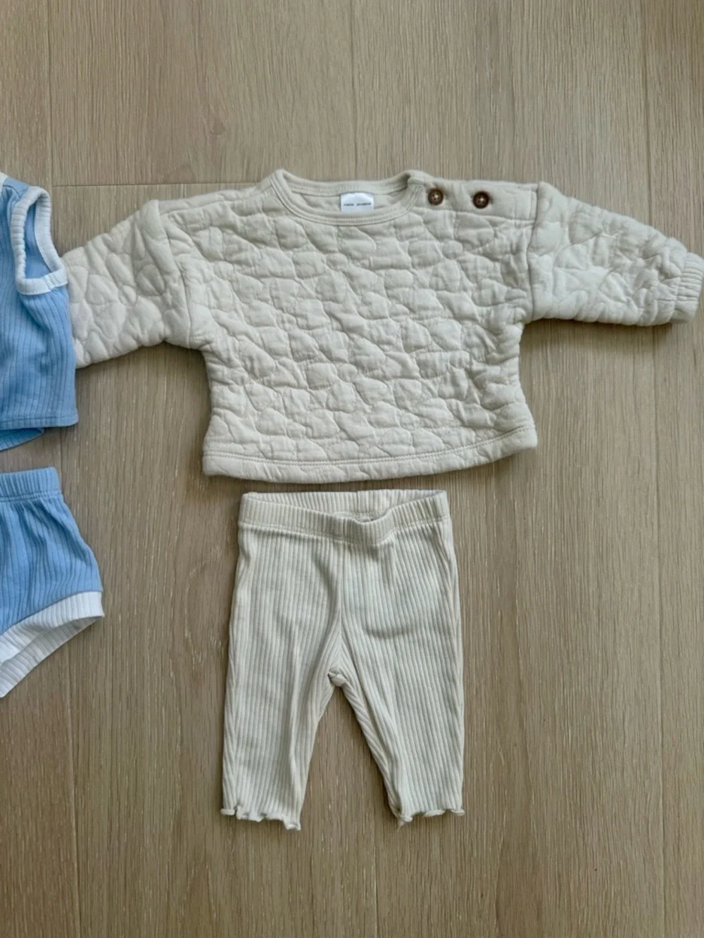 5 Piece Set Baby Girl Newborn Outfits Cat & Jack and Carter’s